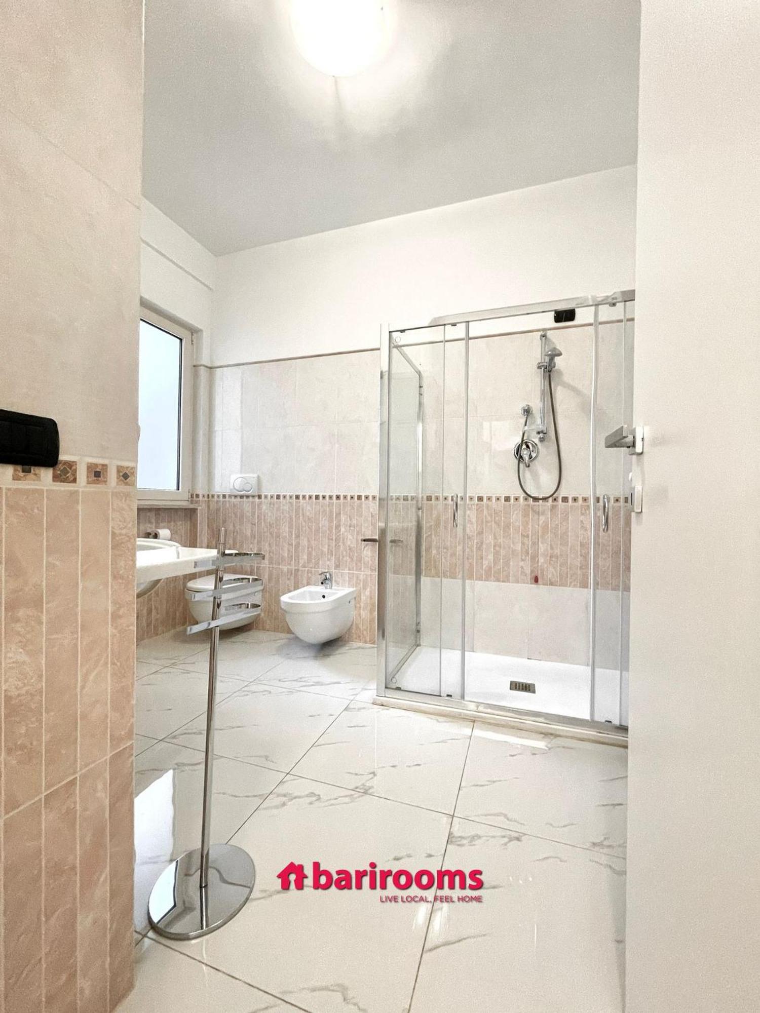 Barirooms Piccinni Exteriör bild