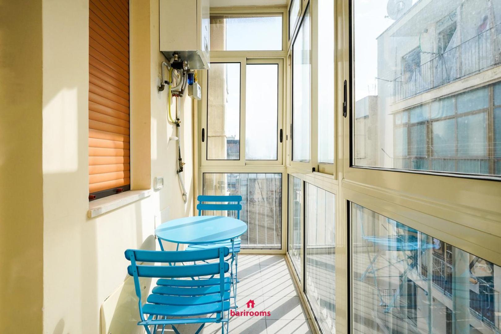 Barirooms Piccinni Exteriör bild