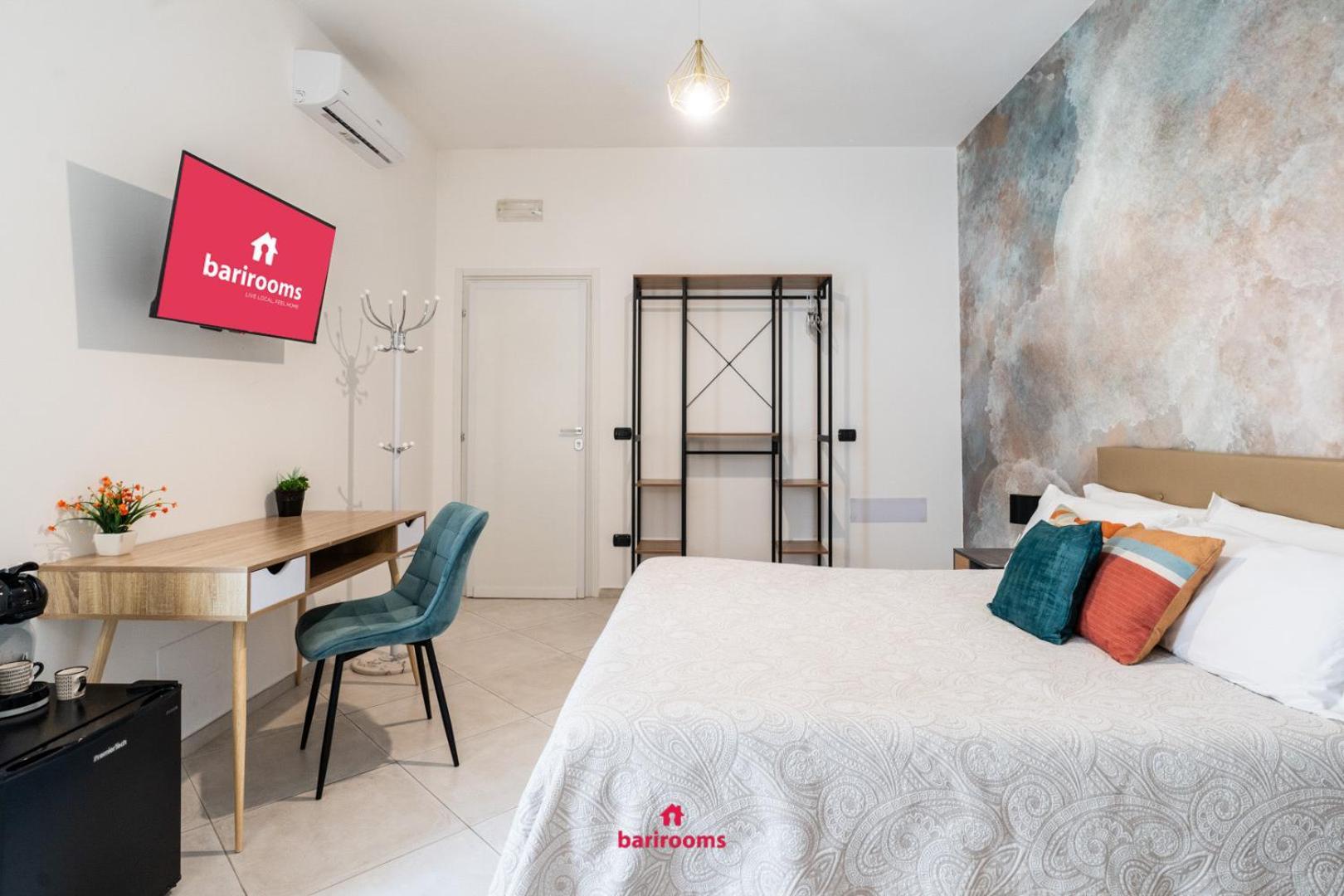 Barirooms Piccinni Exteriör bild